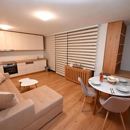شقة Vip 39c By Four Seasons *
