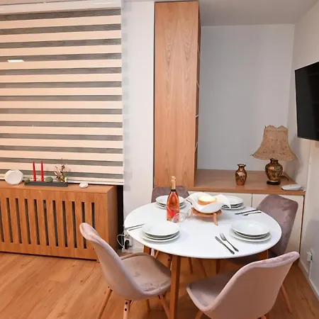 Vip 39c By Four Seasons * كابرون